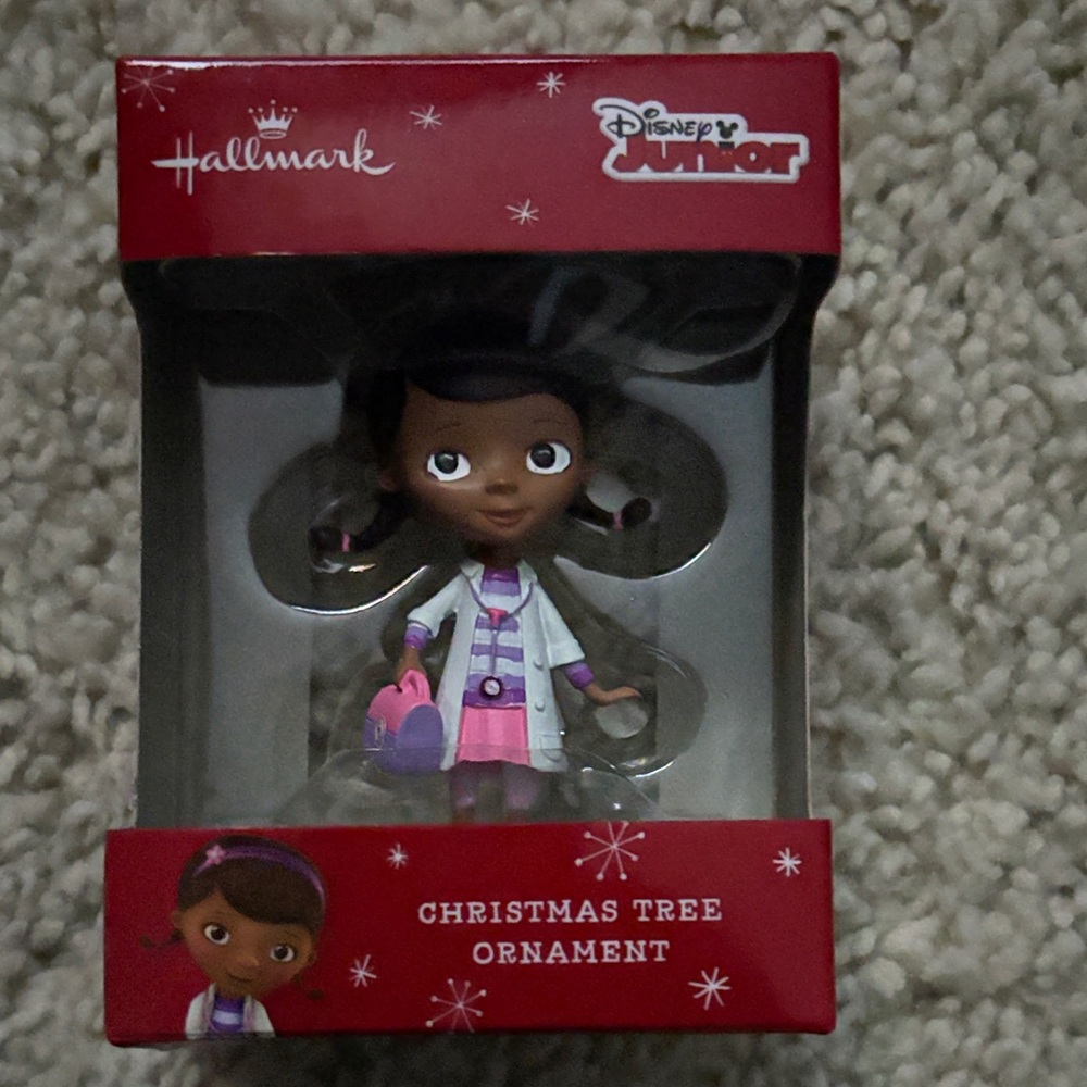 Hallmark Disney Junior Ornament Doc McStuffins
